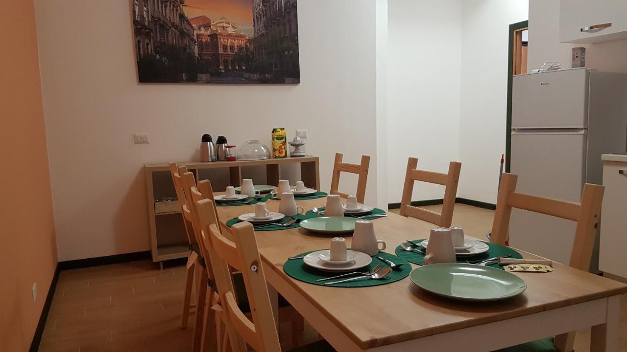 La Casa Del Viaggiatore Bed & Breakfast Catania Ngoại thất bức ảnh